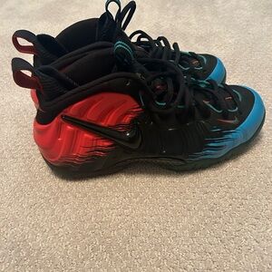 USED Spider Man Foamposite’s Size 10